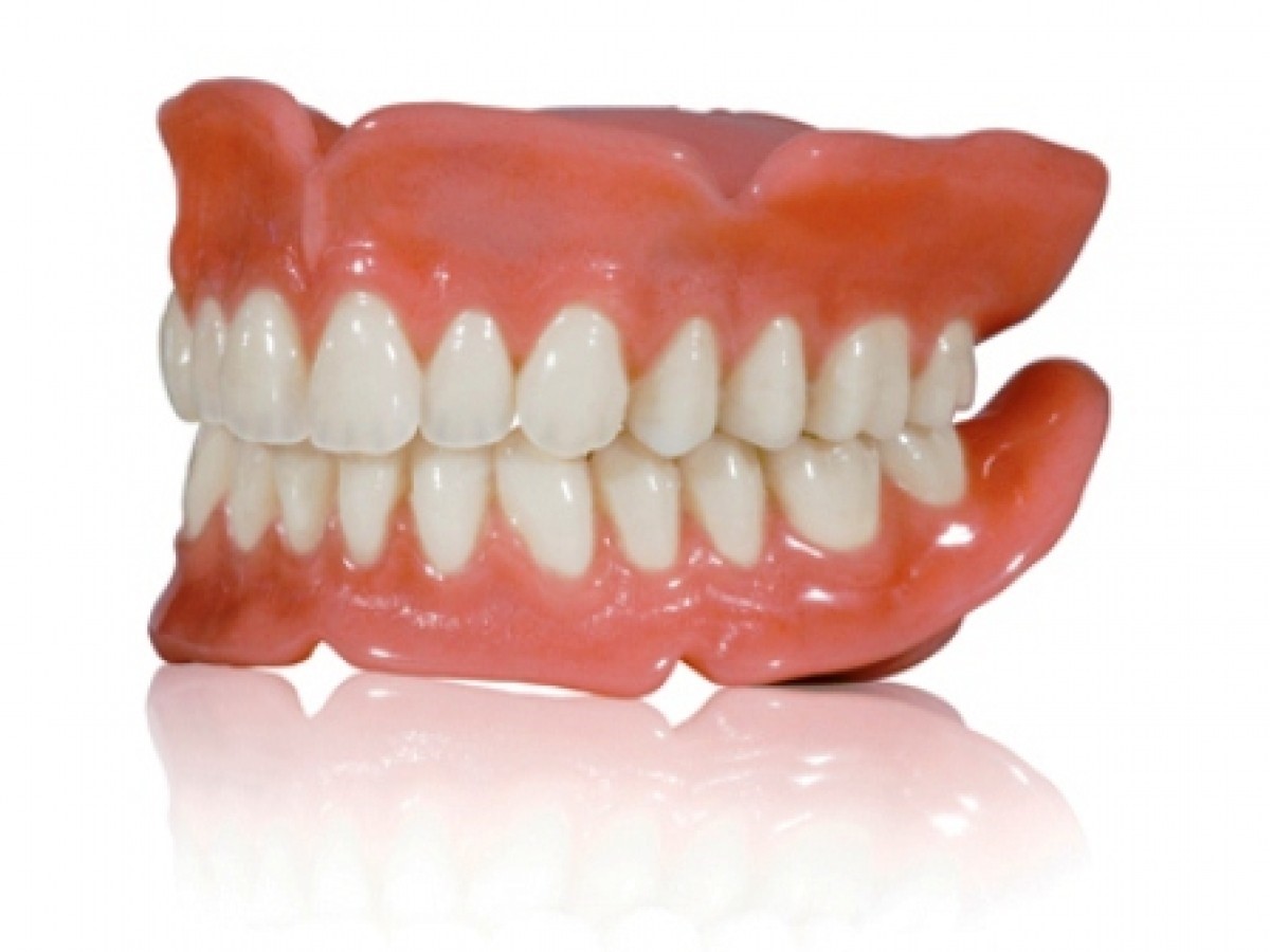 پروتز دندان و انواع آن