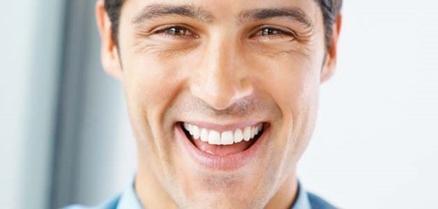 روش های درمان دندان نیش بیرون زده و مقایسه آن ها