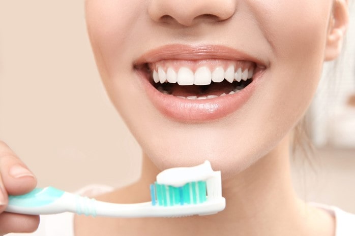 راه ‌های جلوگیری از درد بعد از بلیچینگ دندان